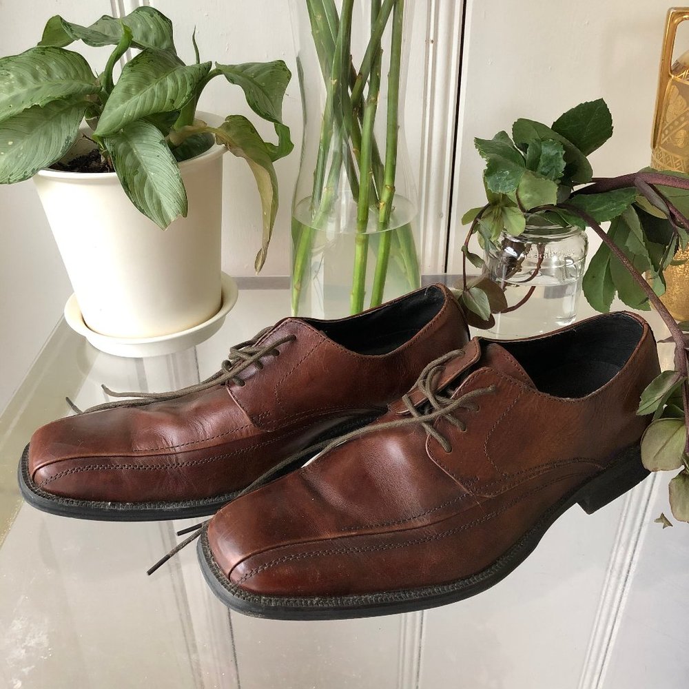 Natha Studio Men's Brown Leather Oxford Dress Shoe